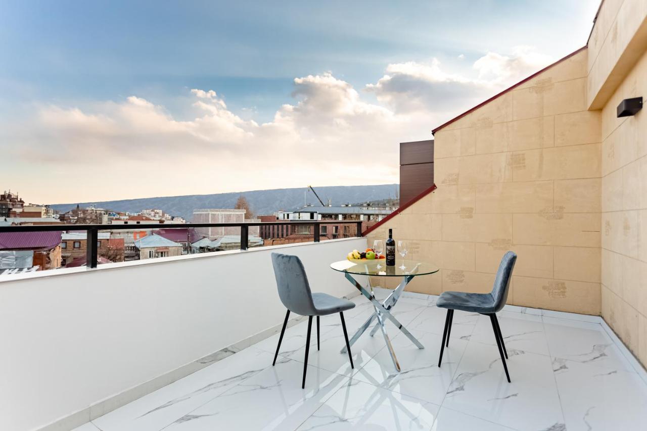 Orden Apart Hotel Tbilisi Exteriör bild